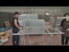 رذاذ طلاء فضي على الإطار