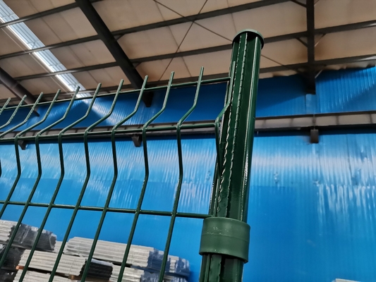 حديقة PVC مغلفة بـ V ثنائي 3D منحني حائط شبكة سلكية لحامية خارجية المعدن 3D حائط لوحة مع شكل الخوخ