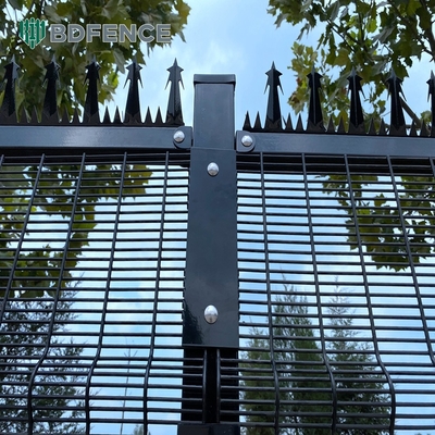 358 شبكة الأسلاك Clearview الفولاذ المعدني للخارج Clear Security Fence Panels Clear View