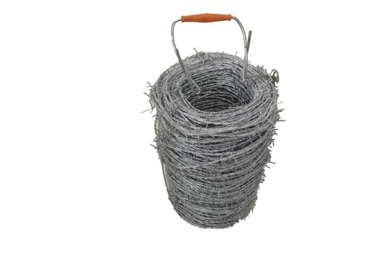 25KG 2 خيوط بولي كلوريد الفينيل الأسلاك الشائكة المغلفة لسياج الماشية
