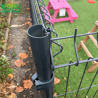 سعر مصنع ميتالكس رخيصة الخضراء/الأسود ملفوفة بـ PVC الحديقة الخارجية ثلاثية الأبعاد المنحنية المطوية المنحني حافة الأمان سلك/شبكة V