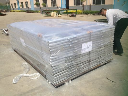 الثقيلة H1.7m الأنابيب المملوءة سياج المزرعة بوابات