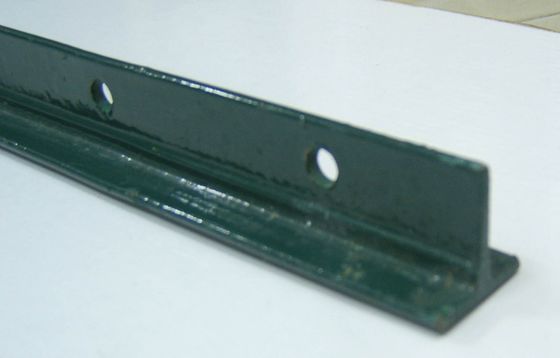 اللون الأخضر المغلفة بولي كلوريد الفينيل رصع تي بوست 6 قدم للسياج المعدني الميداني